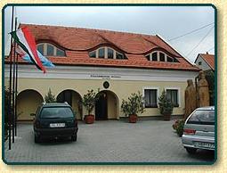 tihany kozseg onk